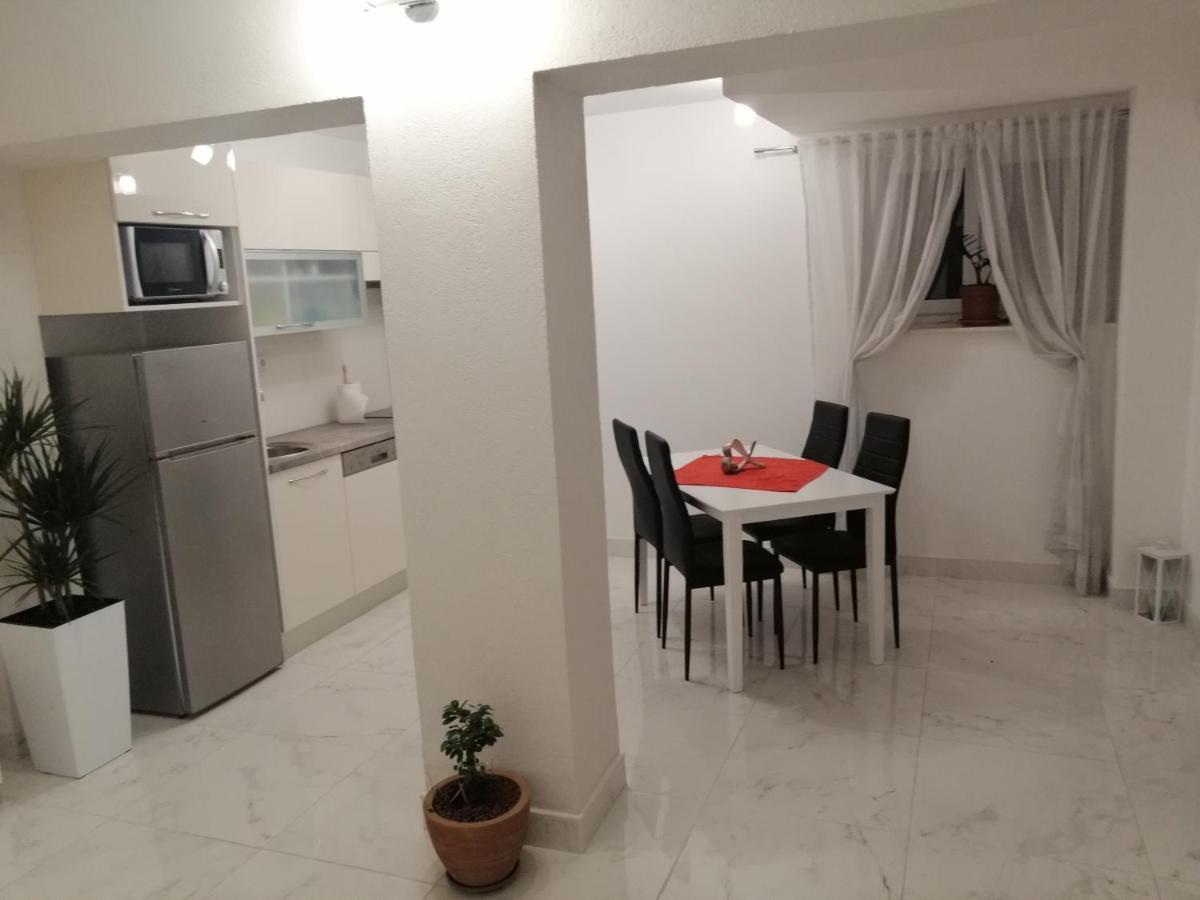 Eden Mediterranean House Vrsine Экстерьер фото